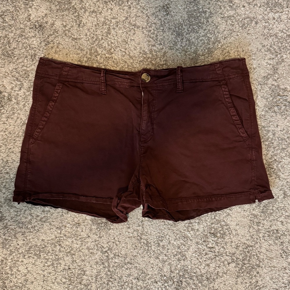 Super Stretch Shorts in Maroon/Dark Brown